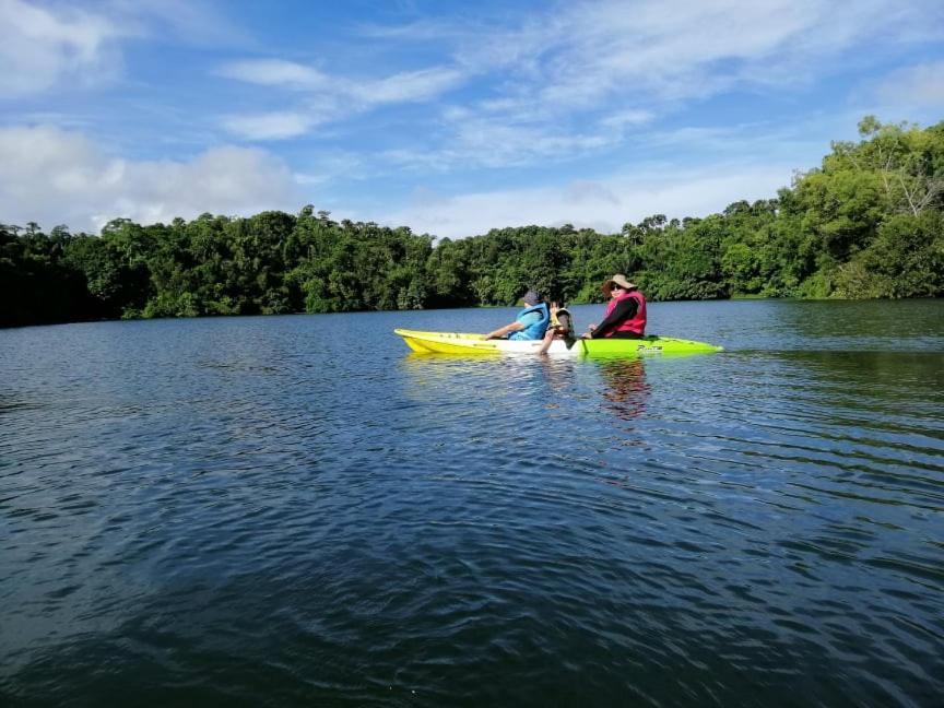 Relaxing Lake Side Staycation For Family ,2 To 3 Hours Away From Manila Cavinti Exterior photo